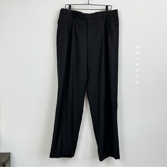 Hart Shaffner Marx Black Men Suit - Picture 6 of 14